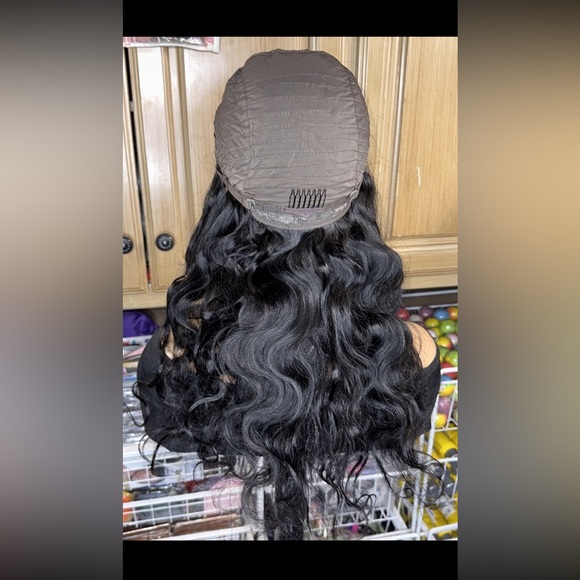 ❤️Lot 2069❤️ New 100% Human Hair U Part 24” wig ❤️ medium to small head Density - Picture 8 of 10